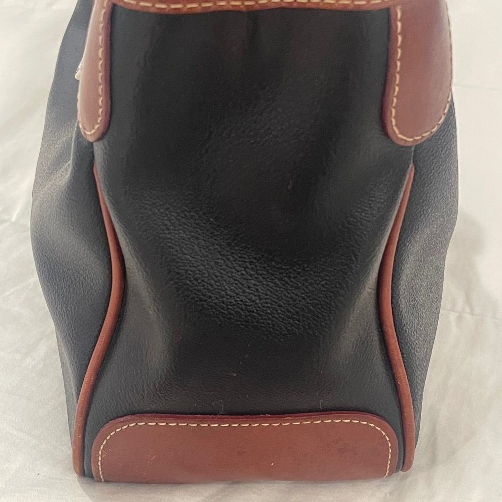 VINTAGE Dooney & Bourke Leather Crossbody Satchel Bag EUC! - Picture 7 of 13